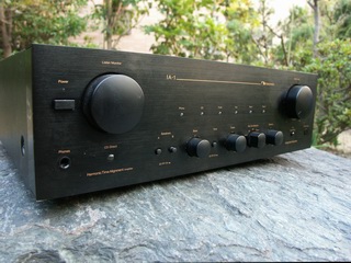 Nakamichi IA-1